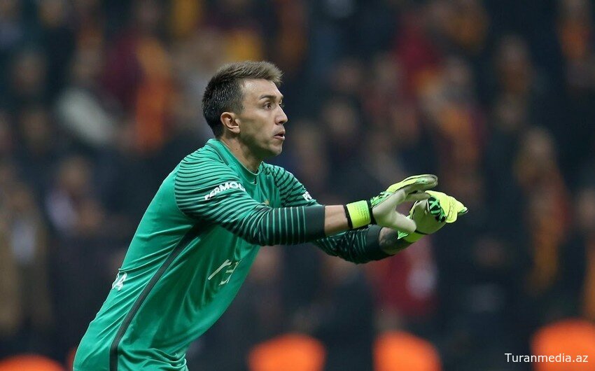 Fernando Muslera "Galatasaray"dan ayrılır?