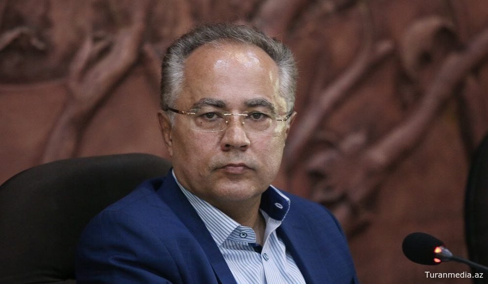 Президент Ирана Пезешкиан отстранил от должности вице-президента