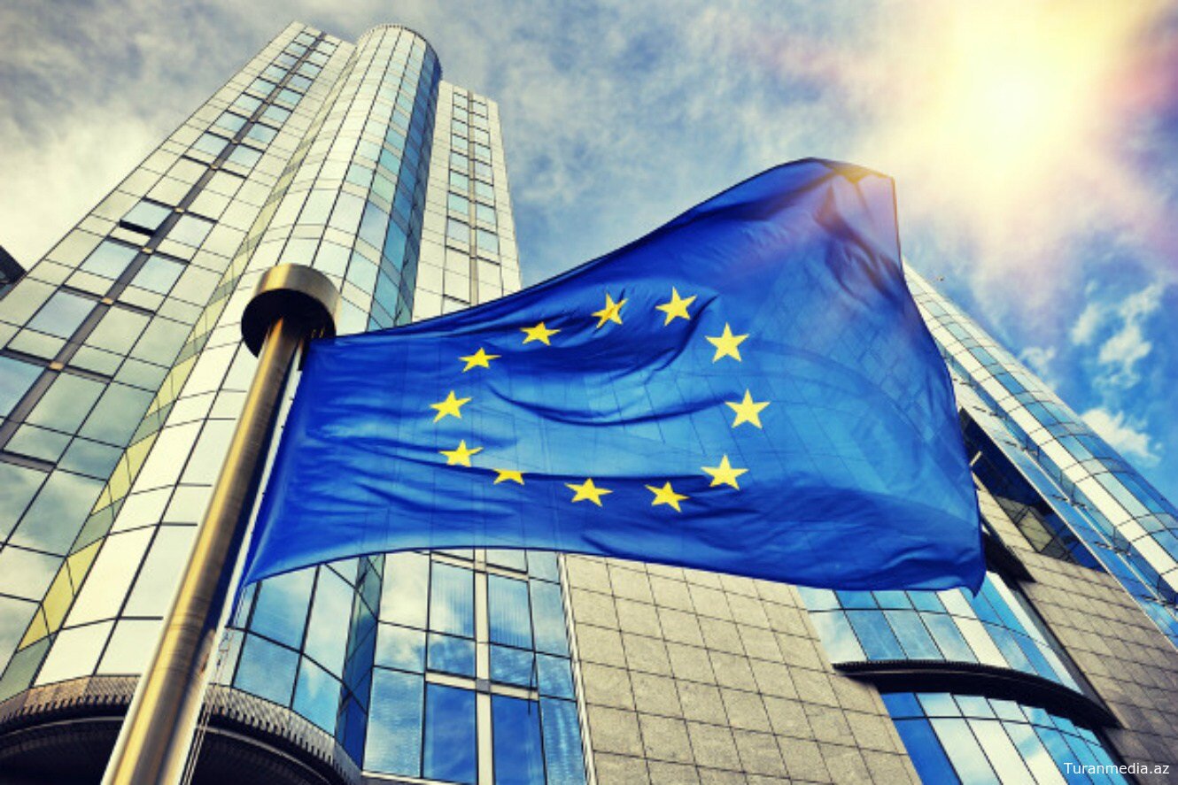 Совет ЕС 27 мая обсудит лишение Венгрии права голоса в Евросоюзе