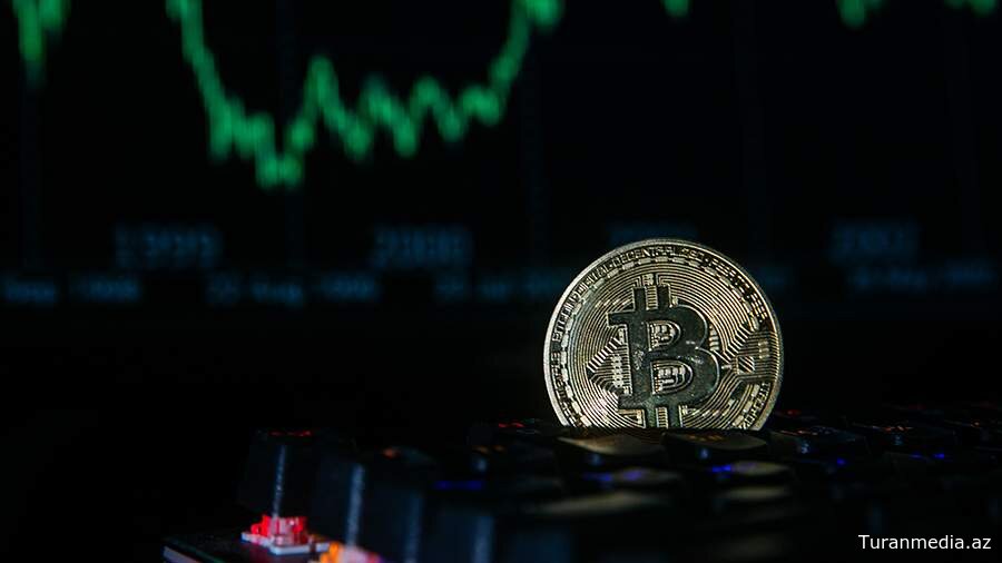 Биткоин опустился ниже $100 тыс. впервые с 8 мая