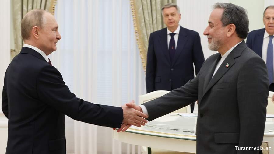 Глава МИД Ирана Аракчи назвал замечательными прошедшие переговоры с Путиным