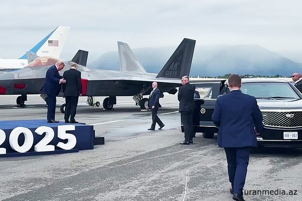 Стали известны детали поездки Путина и Трампа в одном лимузи