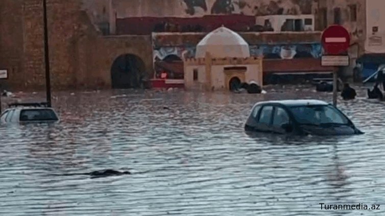 В Марокко число жертв наводнений на побережье выросло до 37 человек
